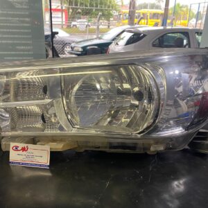 Farol Toyota Hillux Lado Esquerdo
