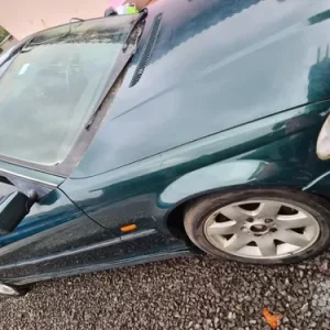 Sucata Bmw 323 2000 (retirada Peças)