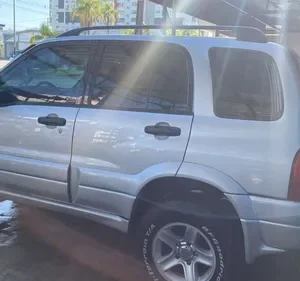 Sucata Suzuki Tracker 2000 V6 (retirada Peças)